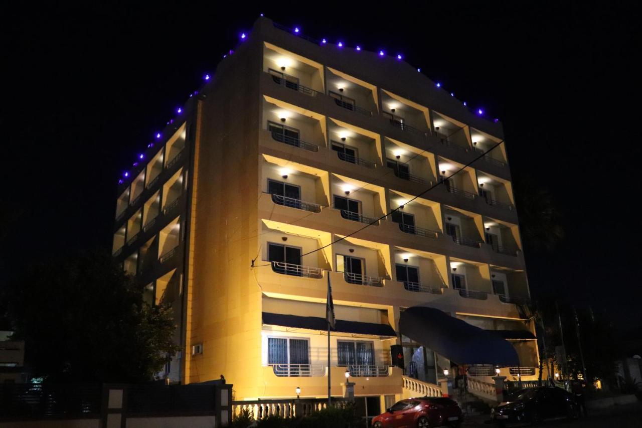 Maple Leaf Korean Hotel Achimota Eksteriør bilde