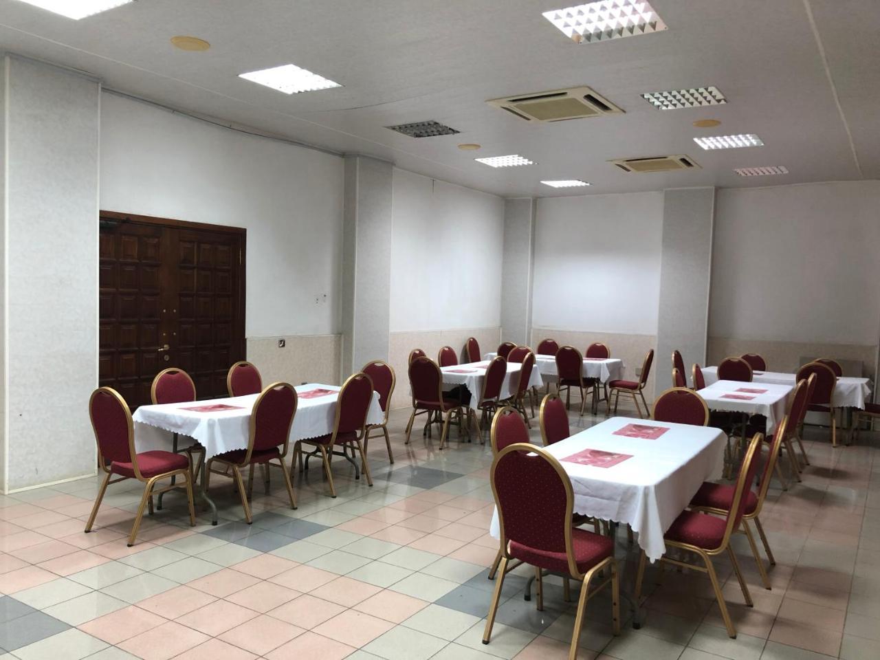 Maple Leaf Korean Hotel Achimota Eksteriør bilde