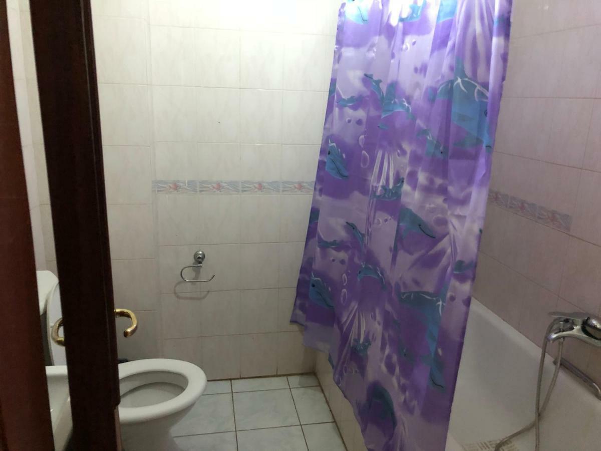 Maple Leaf Korean Hotel Achimota Eksteriør bilde